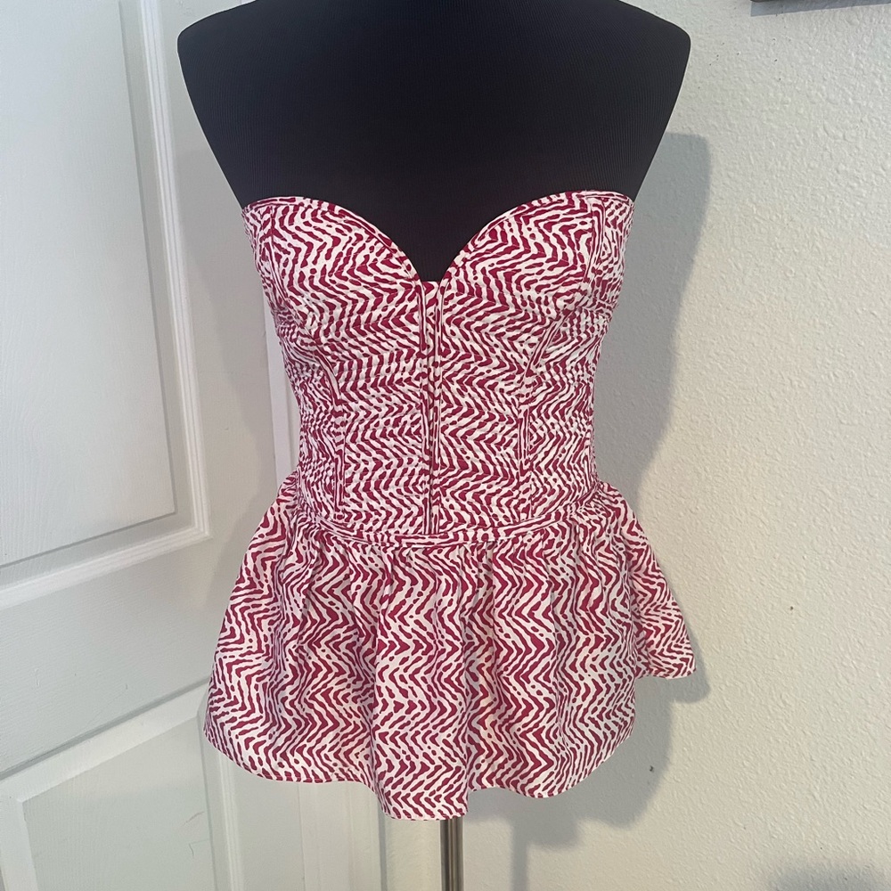 Stylish Red and White Strapless Dress